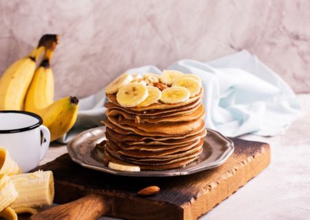 Бананові панкейки