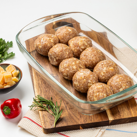 Курячі мітболи з сиром "Родинна ковбаска"