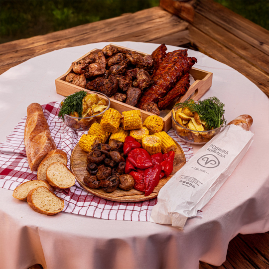 Сет з Шашликів Хмельницький на 10 осіб "Родинна ковбаска"