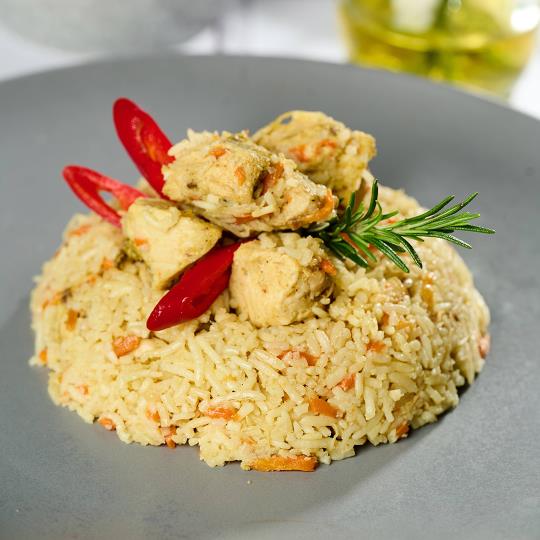 Плов з куркою "Родинна ковбаска"