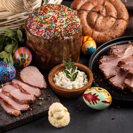 Сет до Великодня з класичною паскою "Родинна ковбаска"