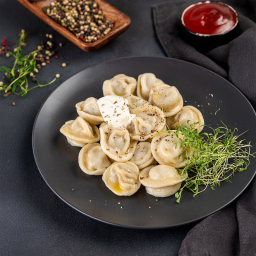 Пельмені домашні з маслом порційно